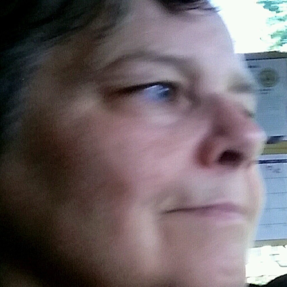 Meet your Posher, Tina